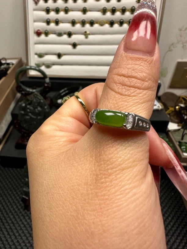 和田玉碧玉铜拖戒指