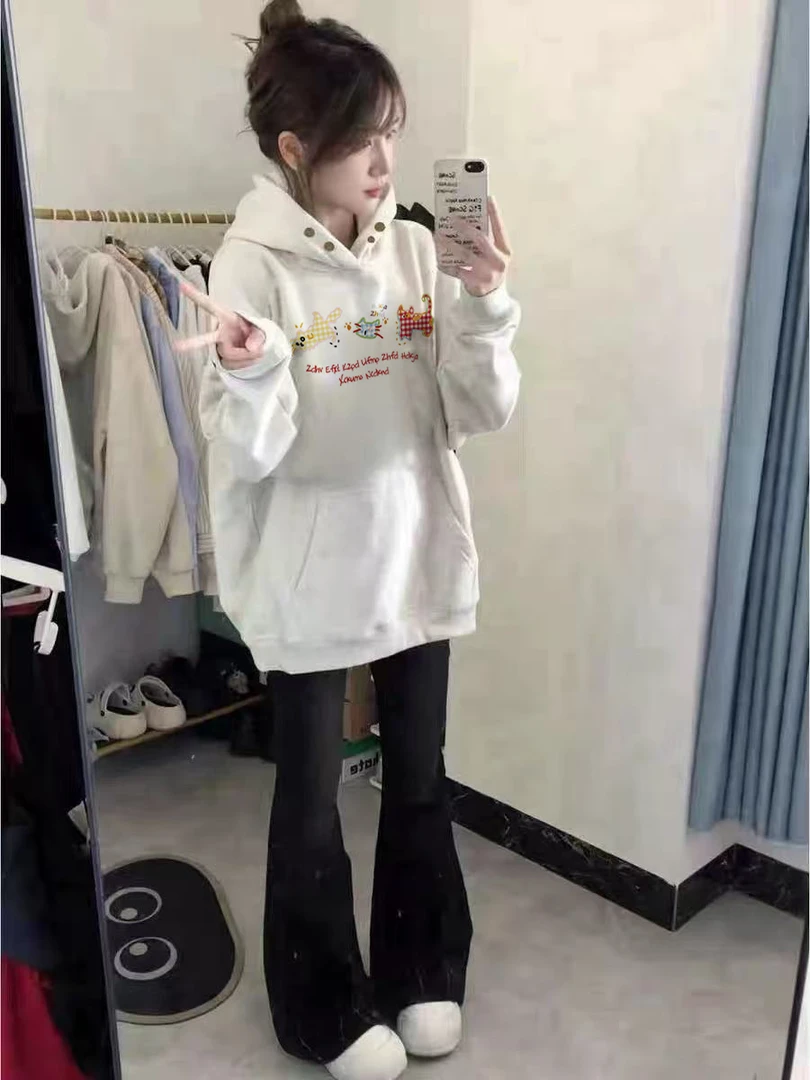 纽扣加绒加厚连帽卫衣女2025新款爆款设计感小众美式宽松外套上衣