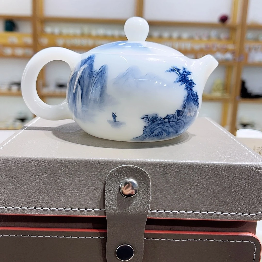 别***神陶瓷郭老师釉下山水壶一个