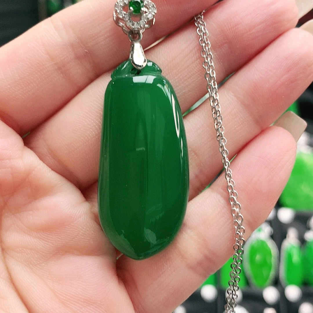 玛瑙/玉髓吊坠合金