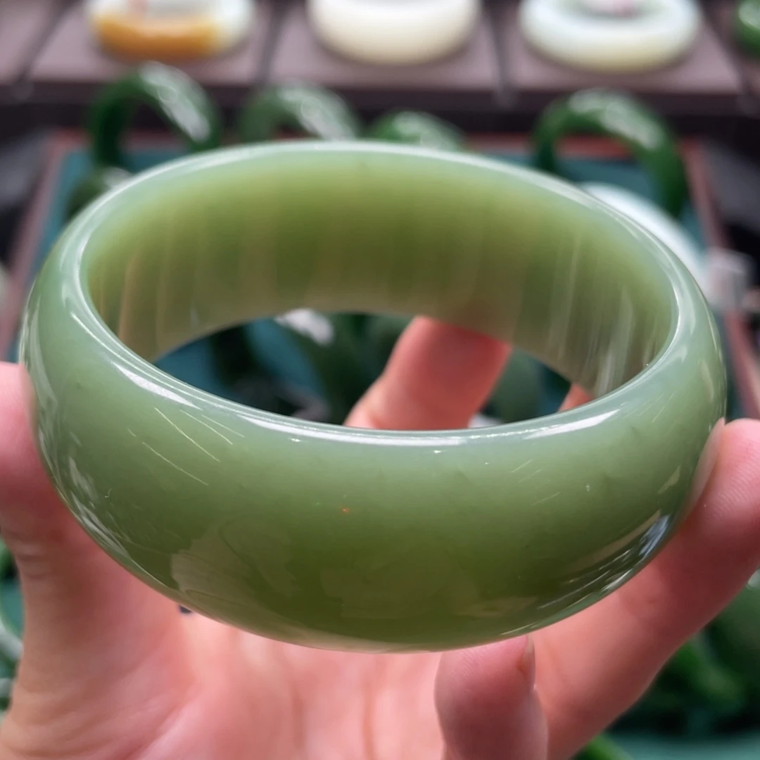 和田玉（碧玉）未镶嵌手镯5859