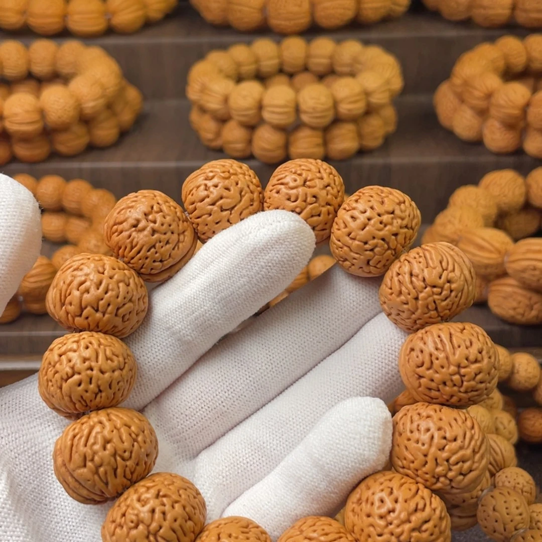 桃核吊坠大苹果园