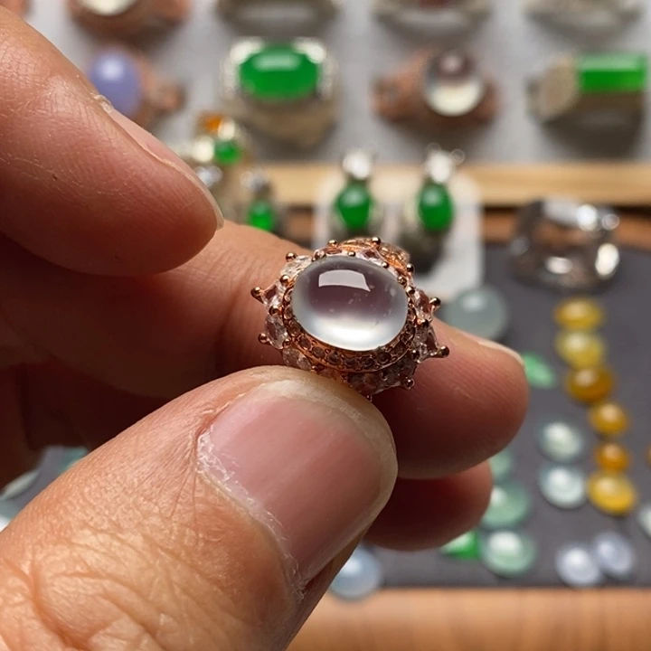 翡翠裸石冰种雪花棉戒面9.2×7.3×4.3