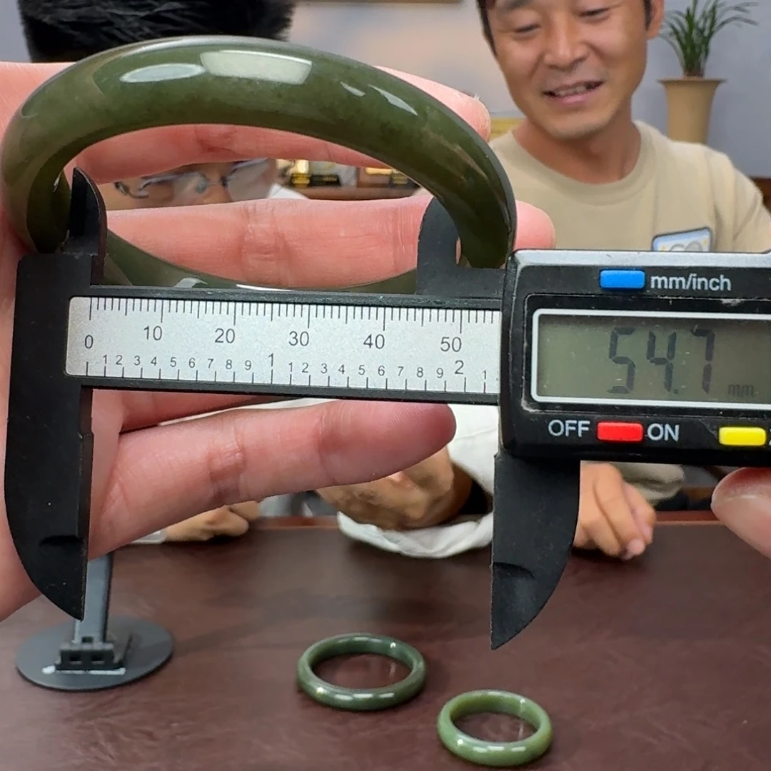 和田玉未镶嵌颈饰928顾哥