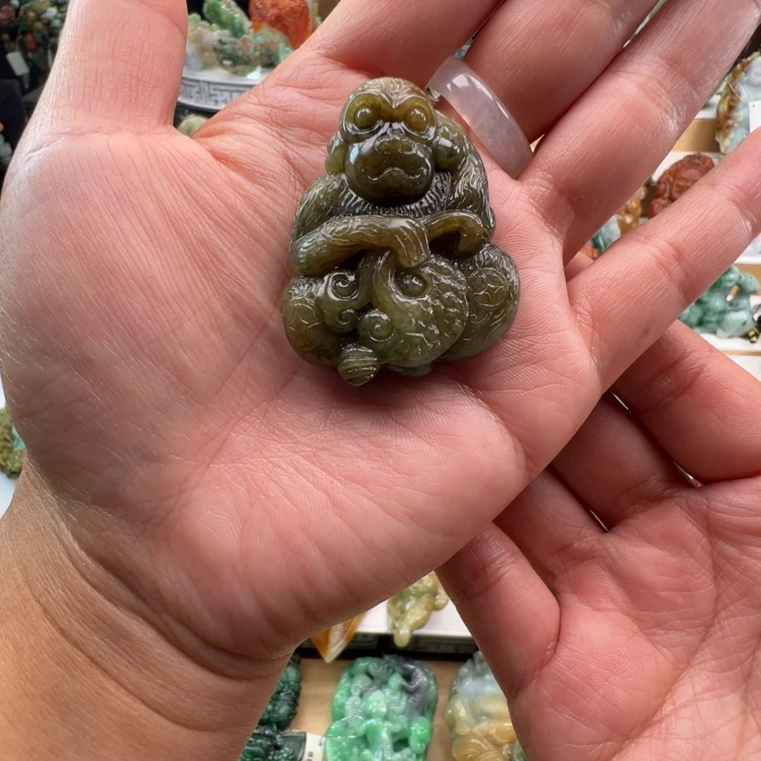 未镶嵌定制翡翠天然缅甸