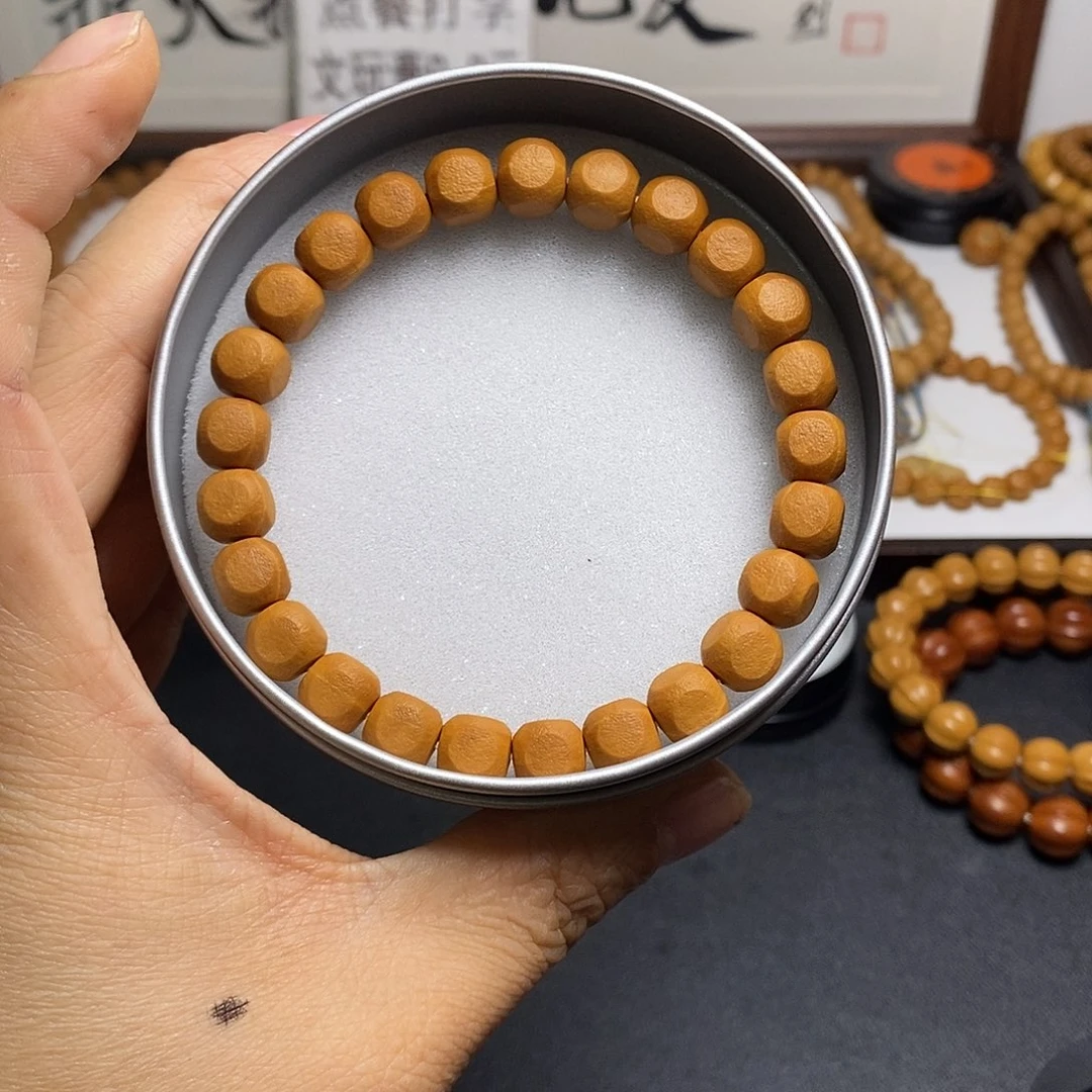 猴头核桃吊坠全品8左右超小六方87号