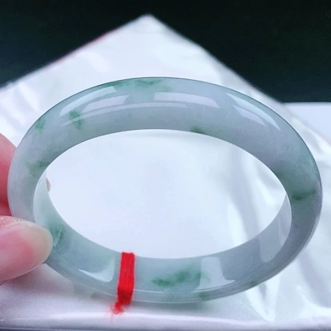 翡翠手镯（贵妃镯）未镶嵌55号