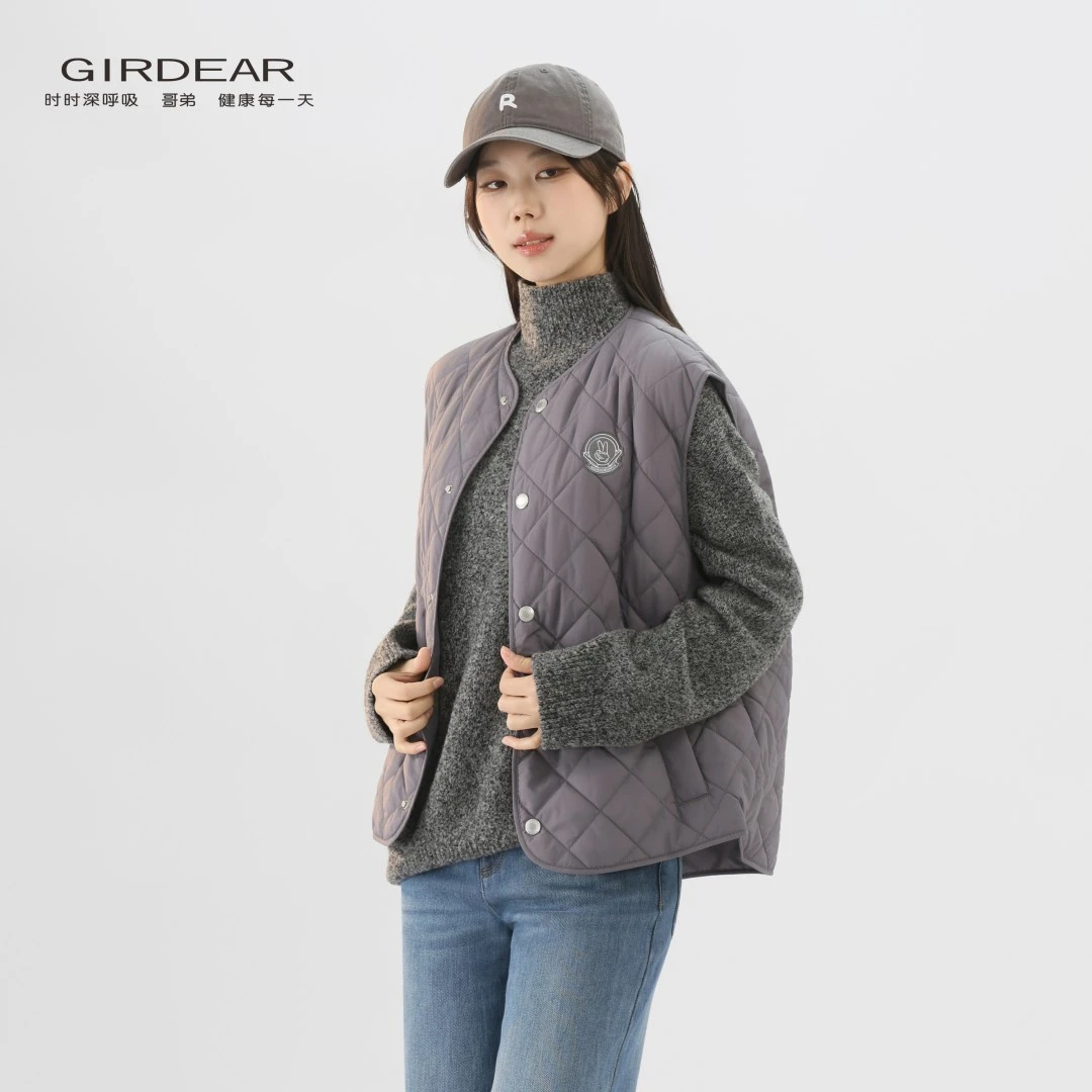 哥弟品质早秋复古经典短款马甲百搭轻薄纯色单排扣无袖马夹140041