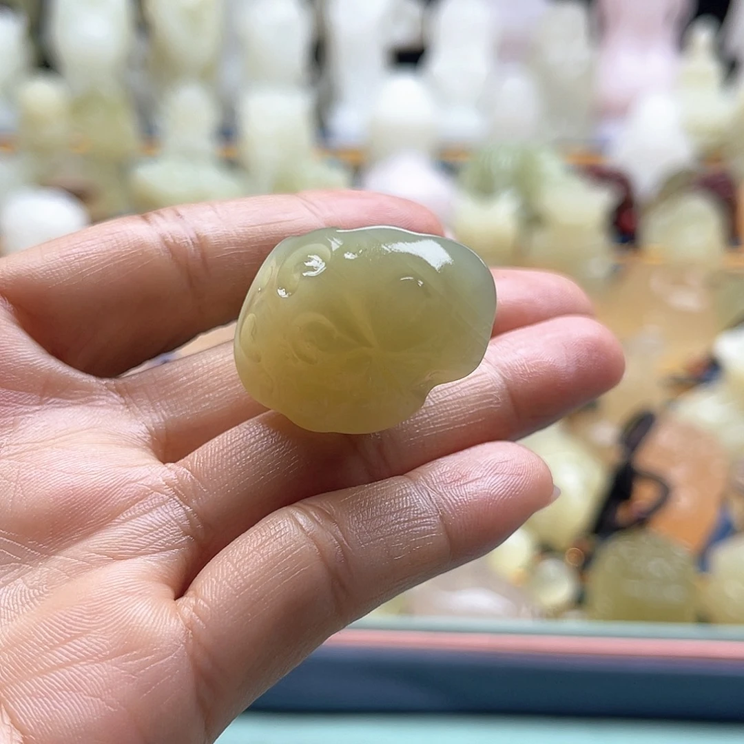 J***R新疆昆仑山脉山料