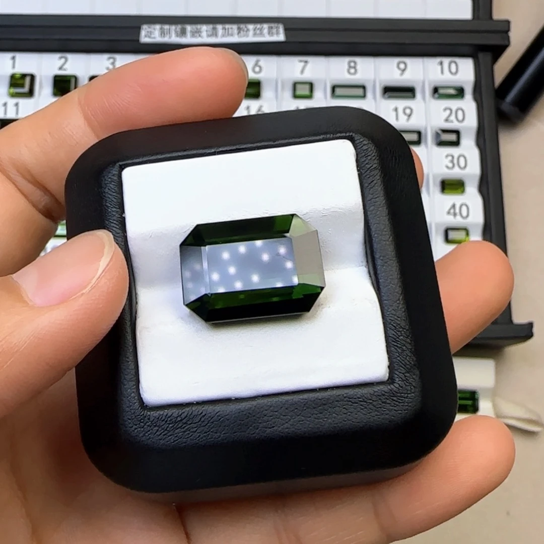 碧玺珠宝半成品未镶嵌天然 18.3克拉