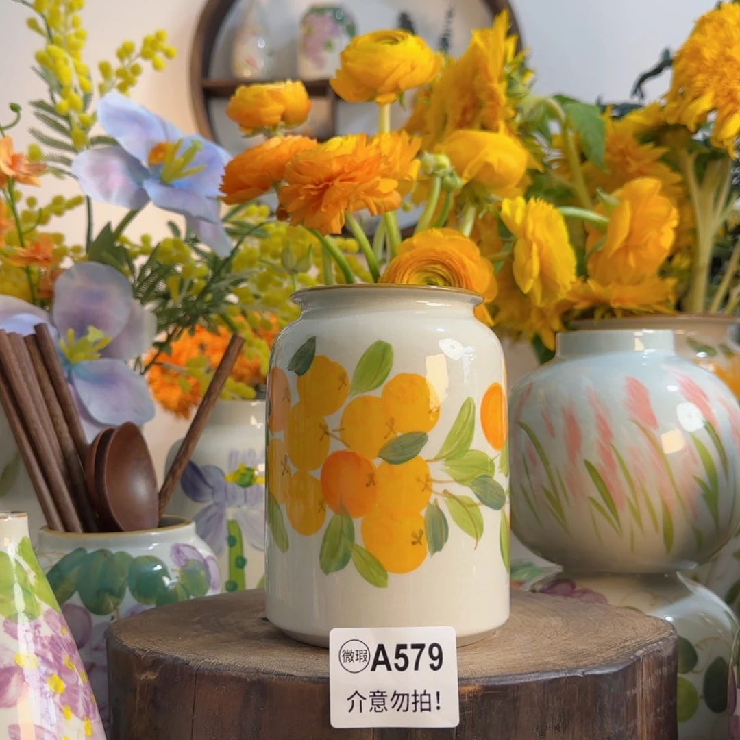 摆件景德镇陶瓷手绘原创小花瓶摆件无孔