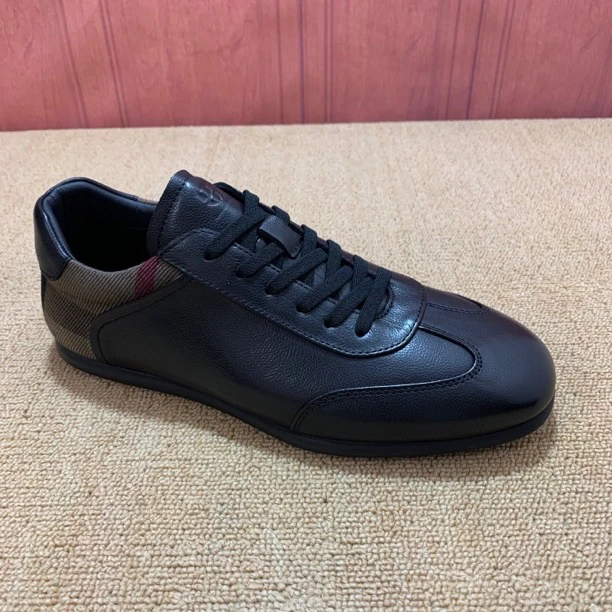 广州春夏新款纯皮配格子布休闲男鞋！8202-1