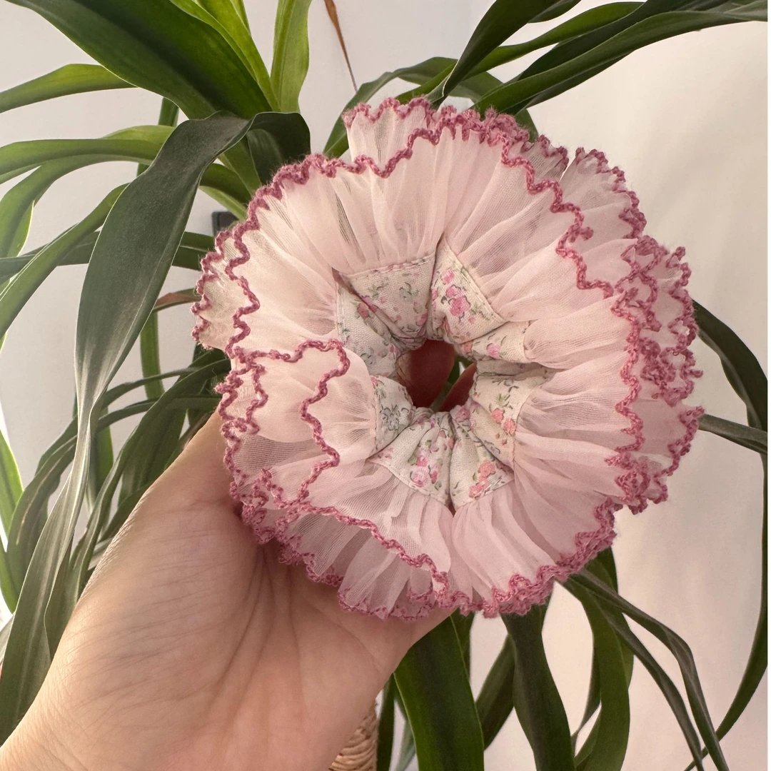 慧缝纫纯手工宝宝小公主大肠发圈绣球发夹弹簧夹千金风抓夹发饰