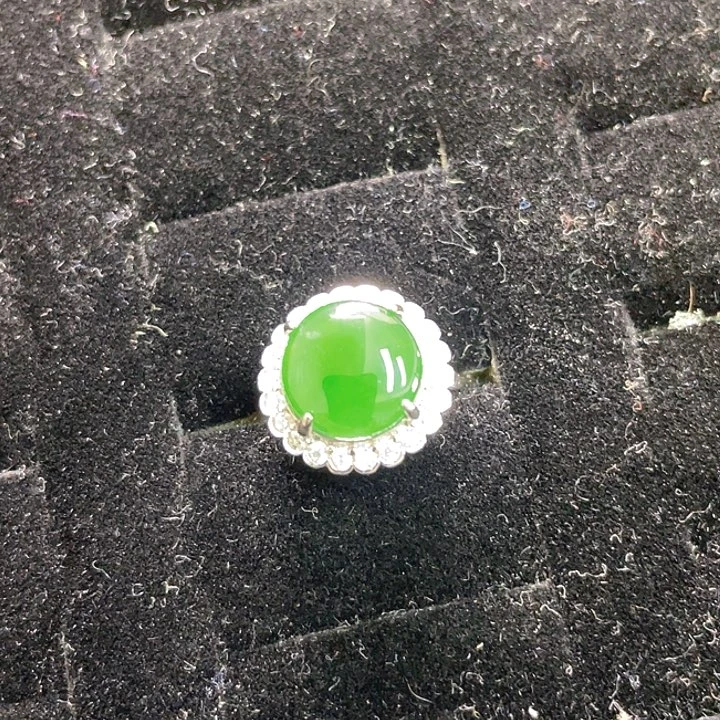 翡翠未镶嵌颈饰68，