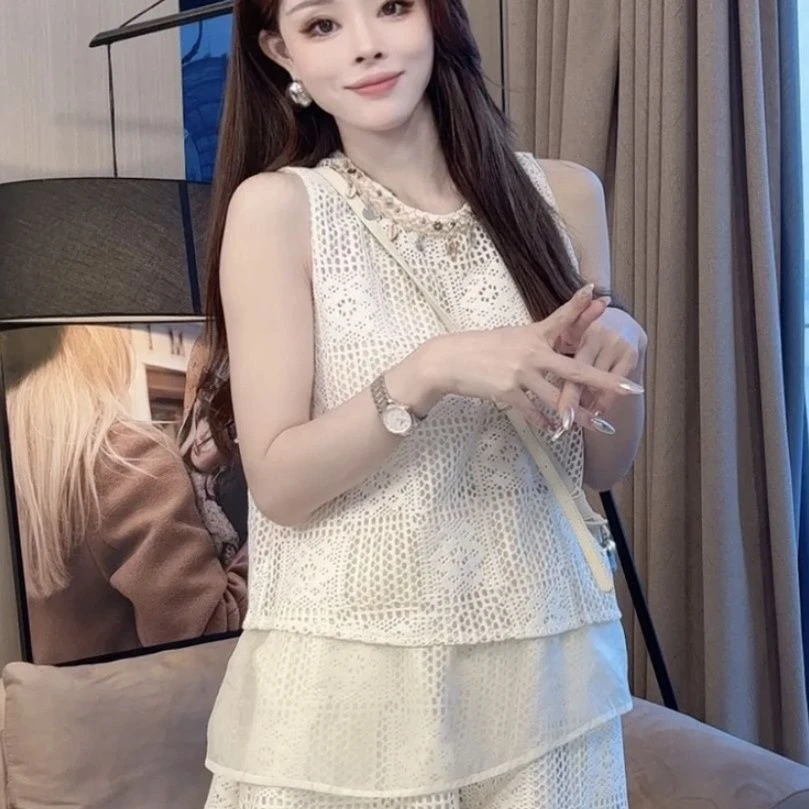 2025新款女装镂空蕾丝无袖背心高腰短裤两件套时尚百搭