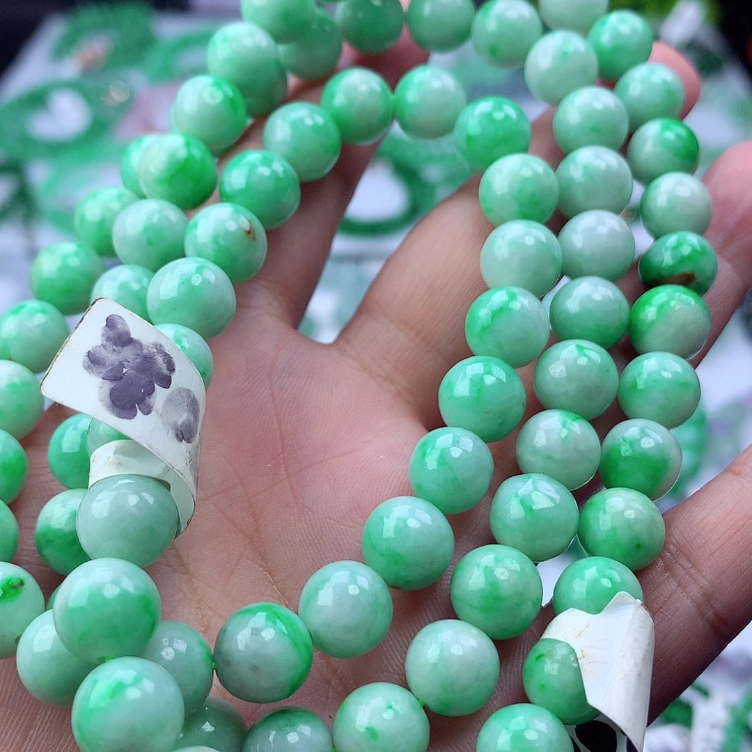 翡翠挂件未镶嵌项链