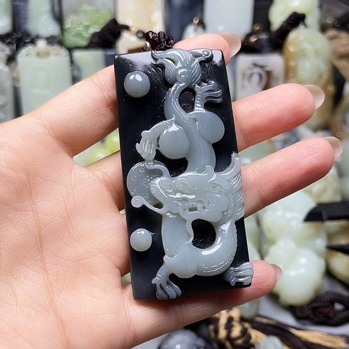 狼***王和田玉未镶嵌颈饰