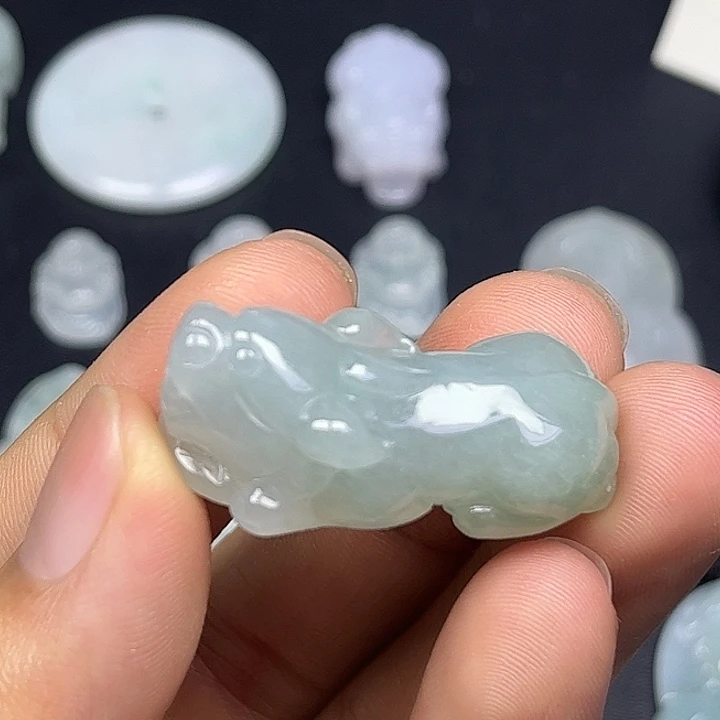 翡翠未镶嵌颈饰缅甸天然翡翠