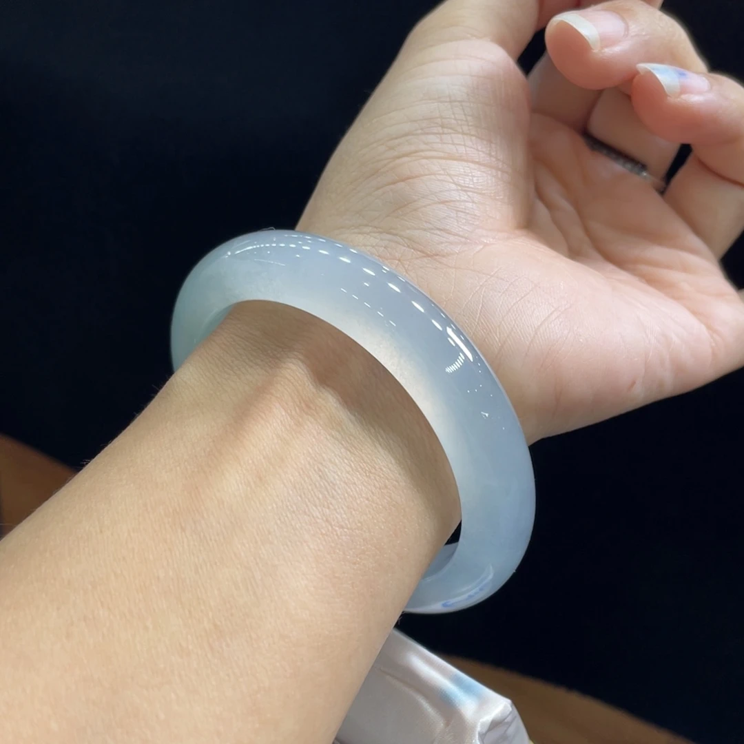 翡翠未镶嵌手镯11号 54+正圈 疯狂推荐