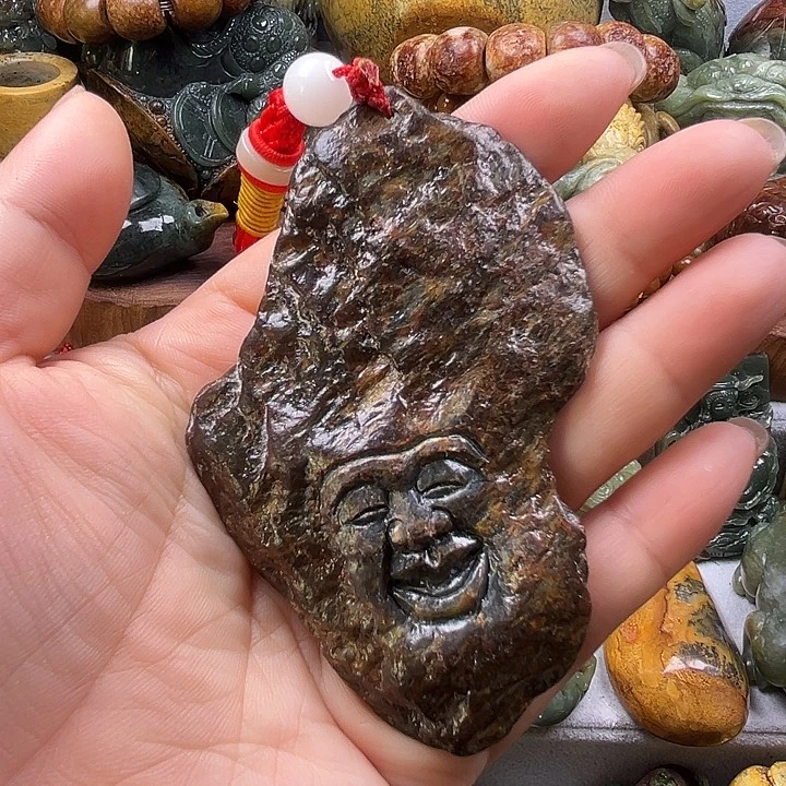 岫岩河磨玉（透闪石质玉）未镶嵌把件