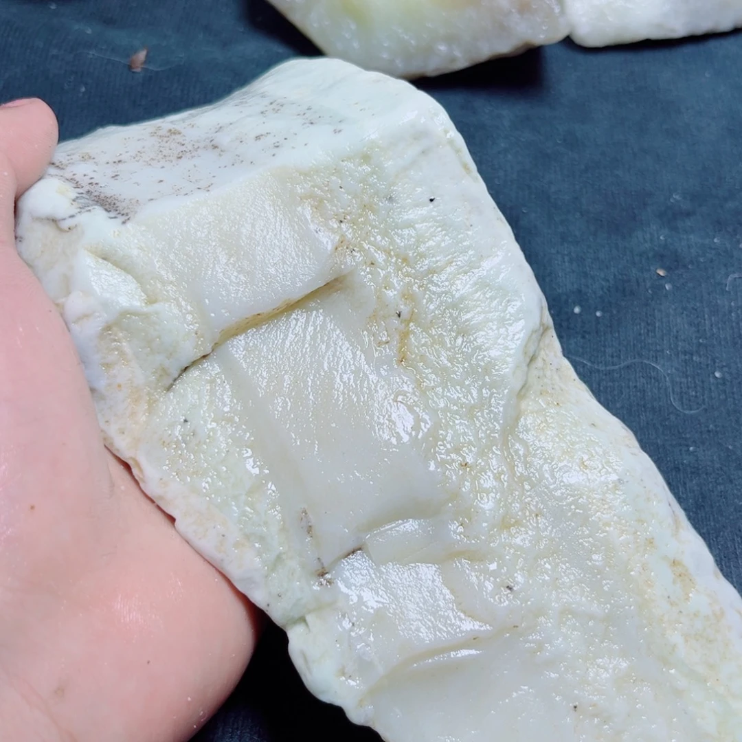未镶嵌和田玉珠宝奇石