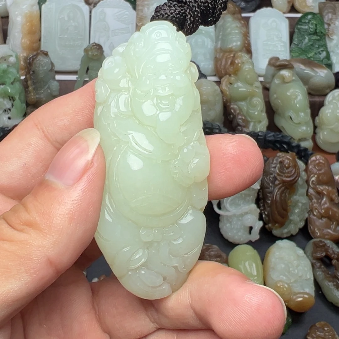 和田玉未镶嵌挂件