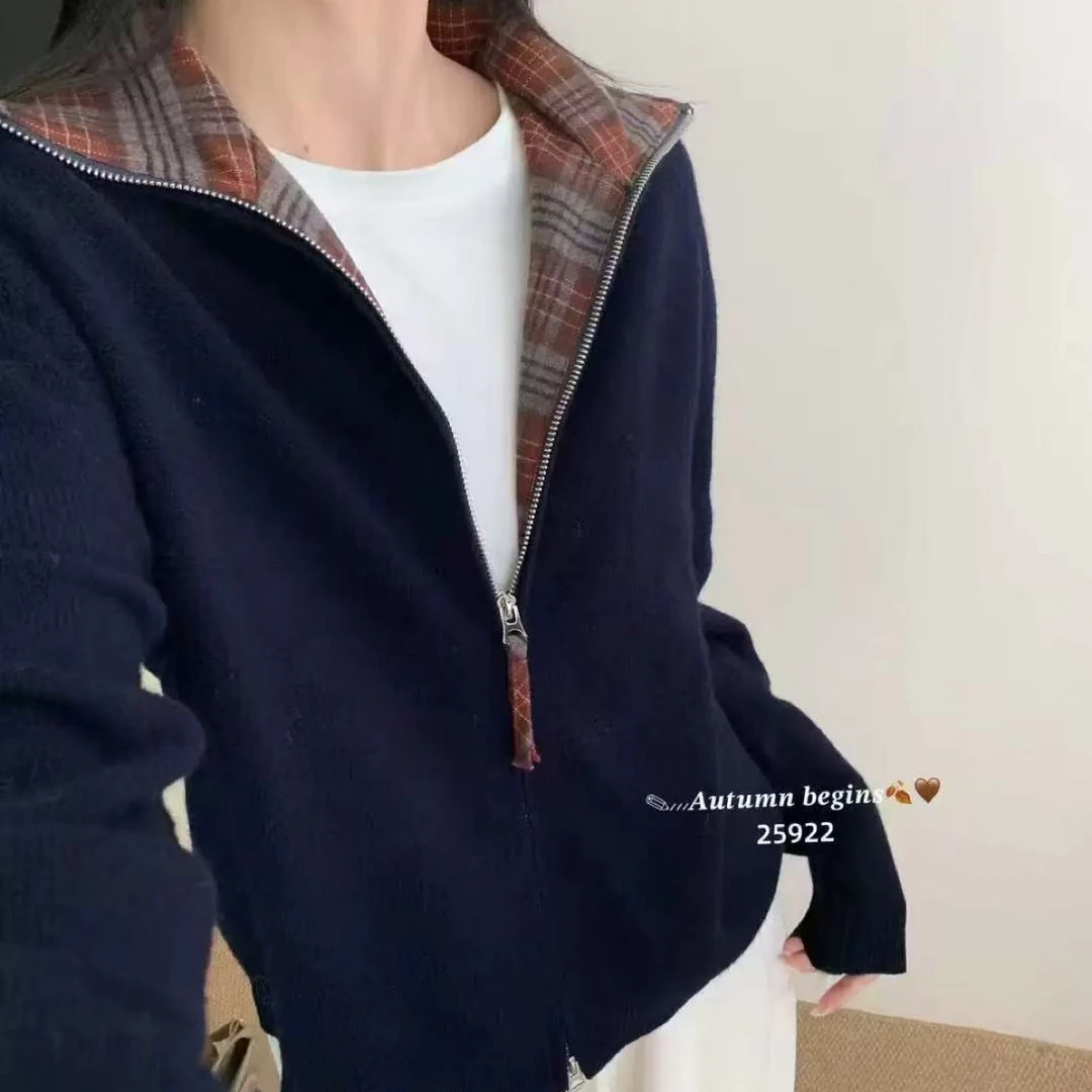 欧洲站2025秋冬新款气质休闲拼格纹翻领拉链针织开衫女宽松女7545