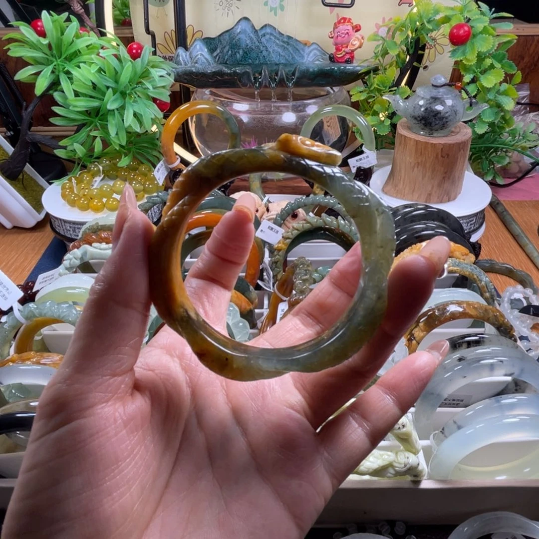 未镶嵌蛇纹石玉手镯