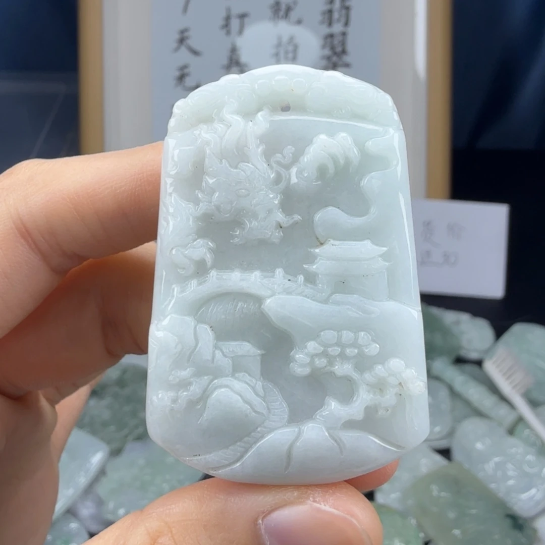 颈饰未镶嵌翡翠翡翠