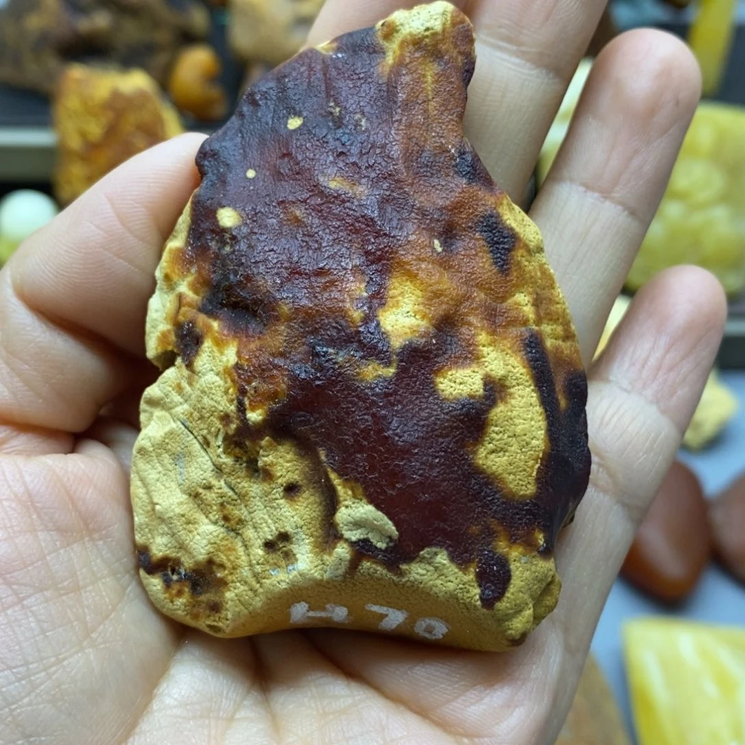 定制琥珀未镶嵌蔡*容蜜蜡定制