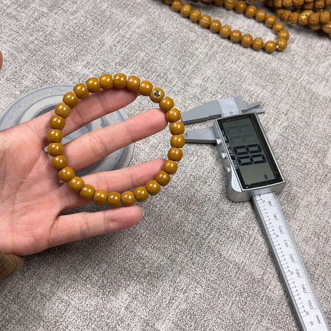 猴头核桃吊坠全品8.7左右直切