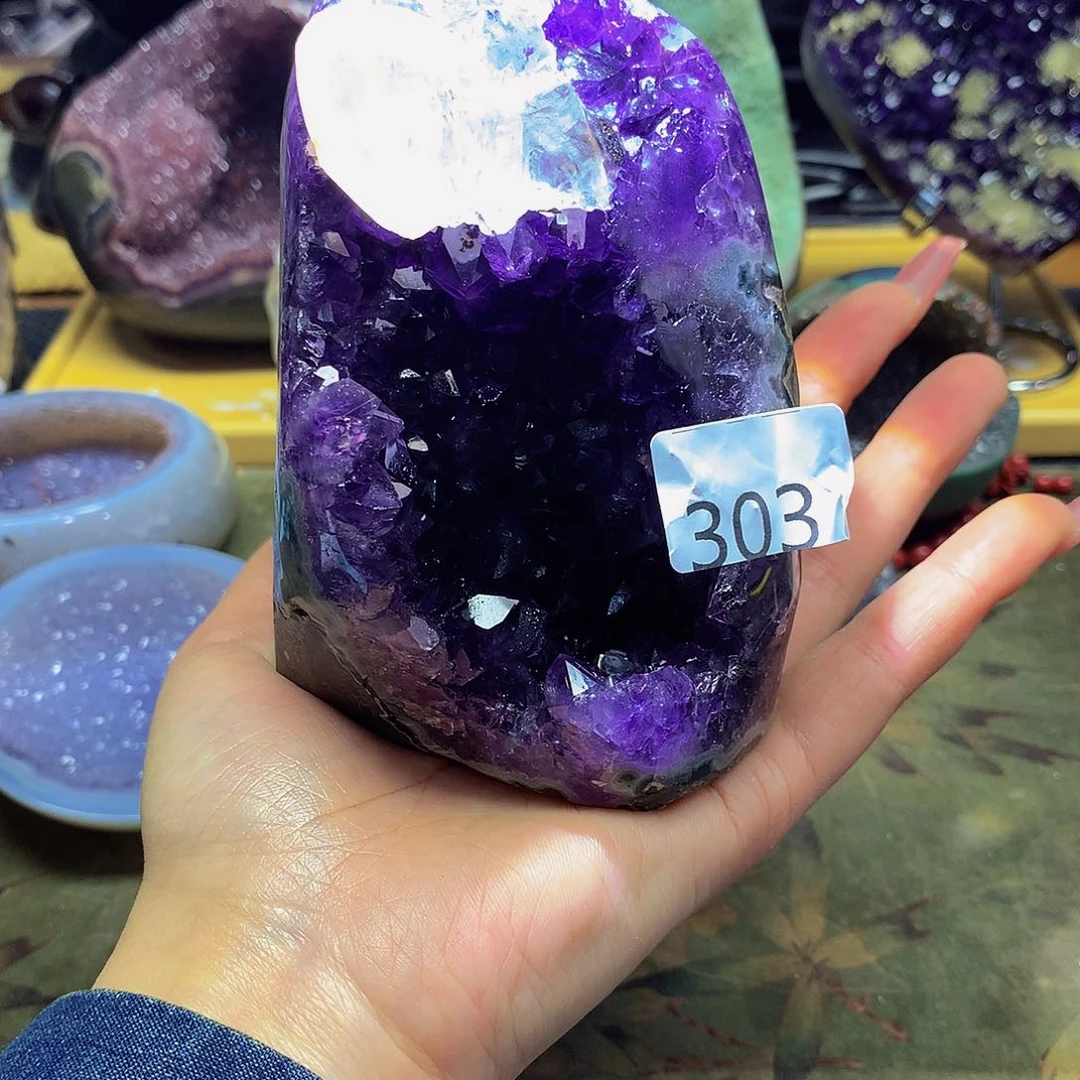 紫晶大型摆件（非配饰）未镶嵌