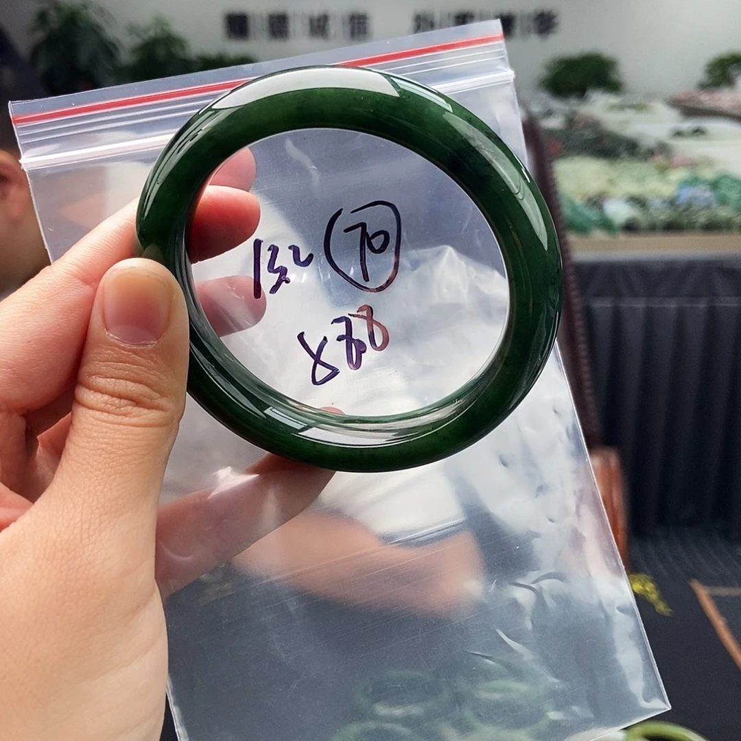 和田玉未镶嵌手镯颜色多样性发拍一发一