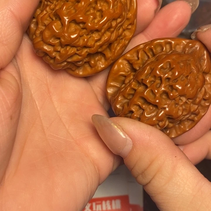 不***尔文玩核桃吊坠