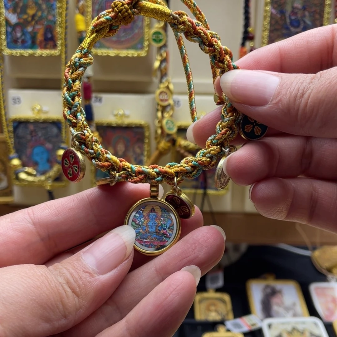 吊坠唐卡一步到位一是为了