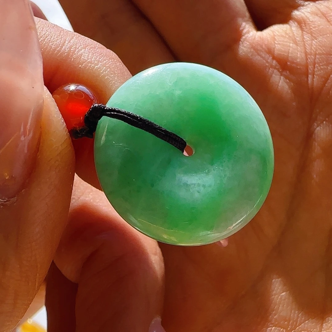 翡翠颈饰未镶嵌翡翠185