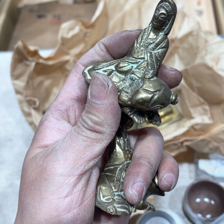 石***者新亿阁祝福大家新年快乐