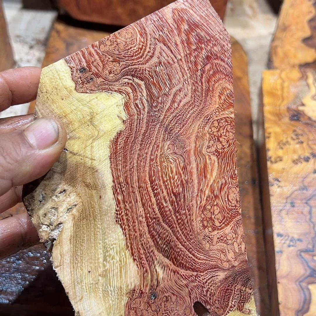 非洲檀香无事牌山**画