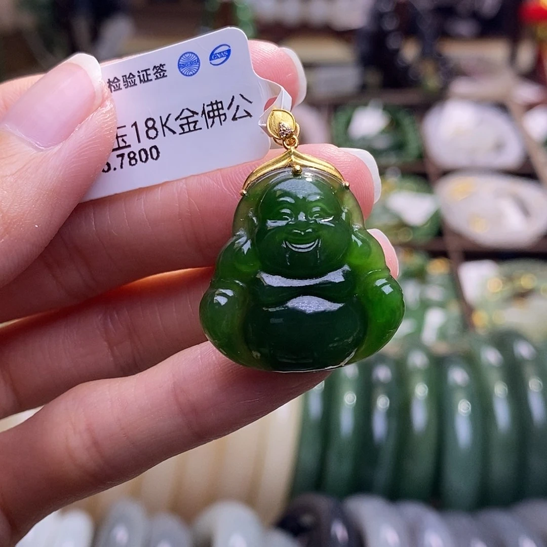 颈饰未镶嵌和田玉碧玉金镶佛公吊坠
