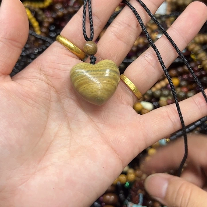 维腊木（绿檀）无事牌