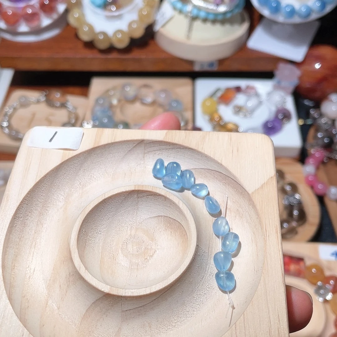水晶手链未镶嵌R****I海蓝宝