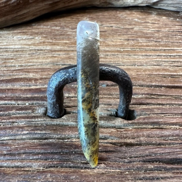 精品天然黄龙玉吊坠2d29n9i2y3fn1