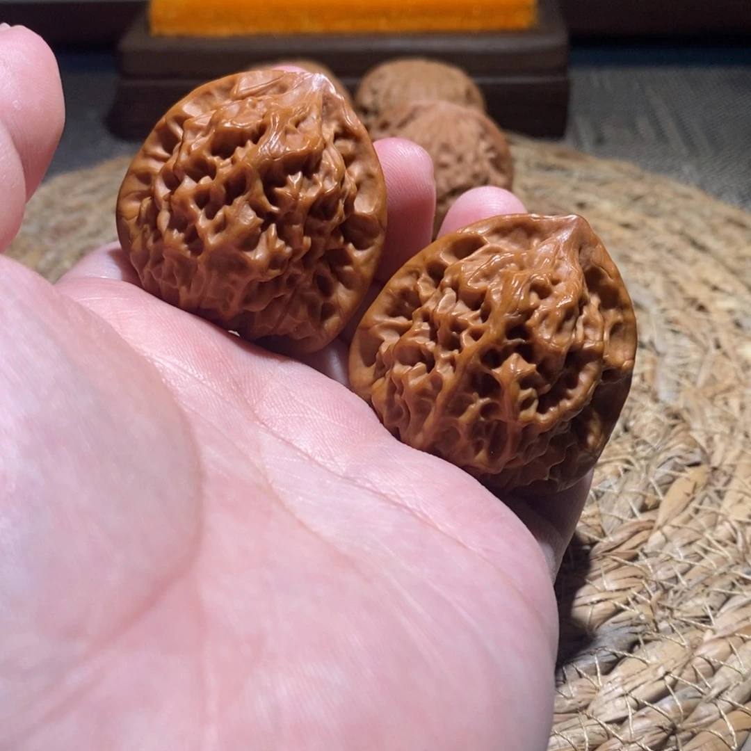 吊坠桃核40蜡皮蟾