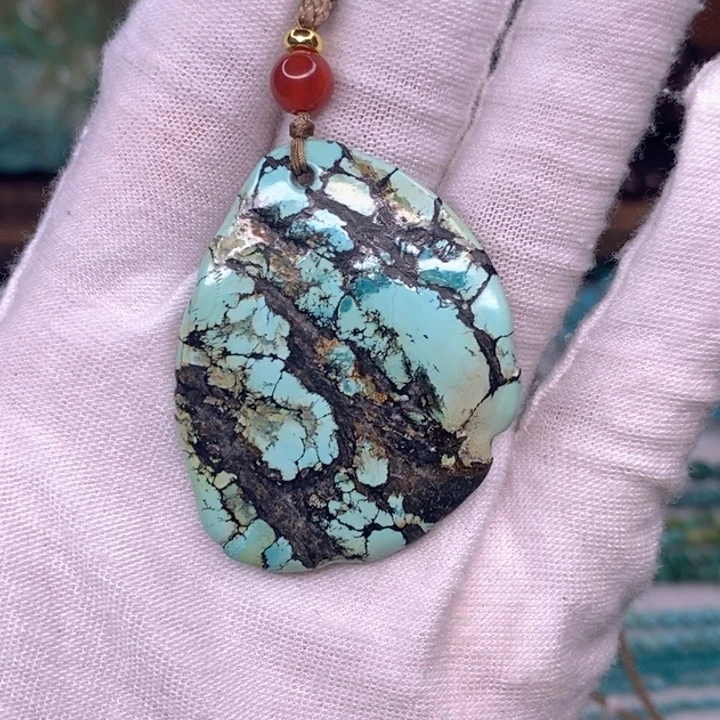 绿松石未镶嵌原矿