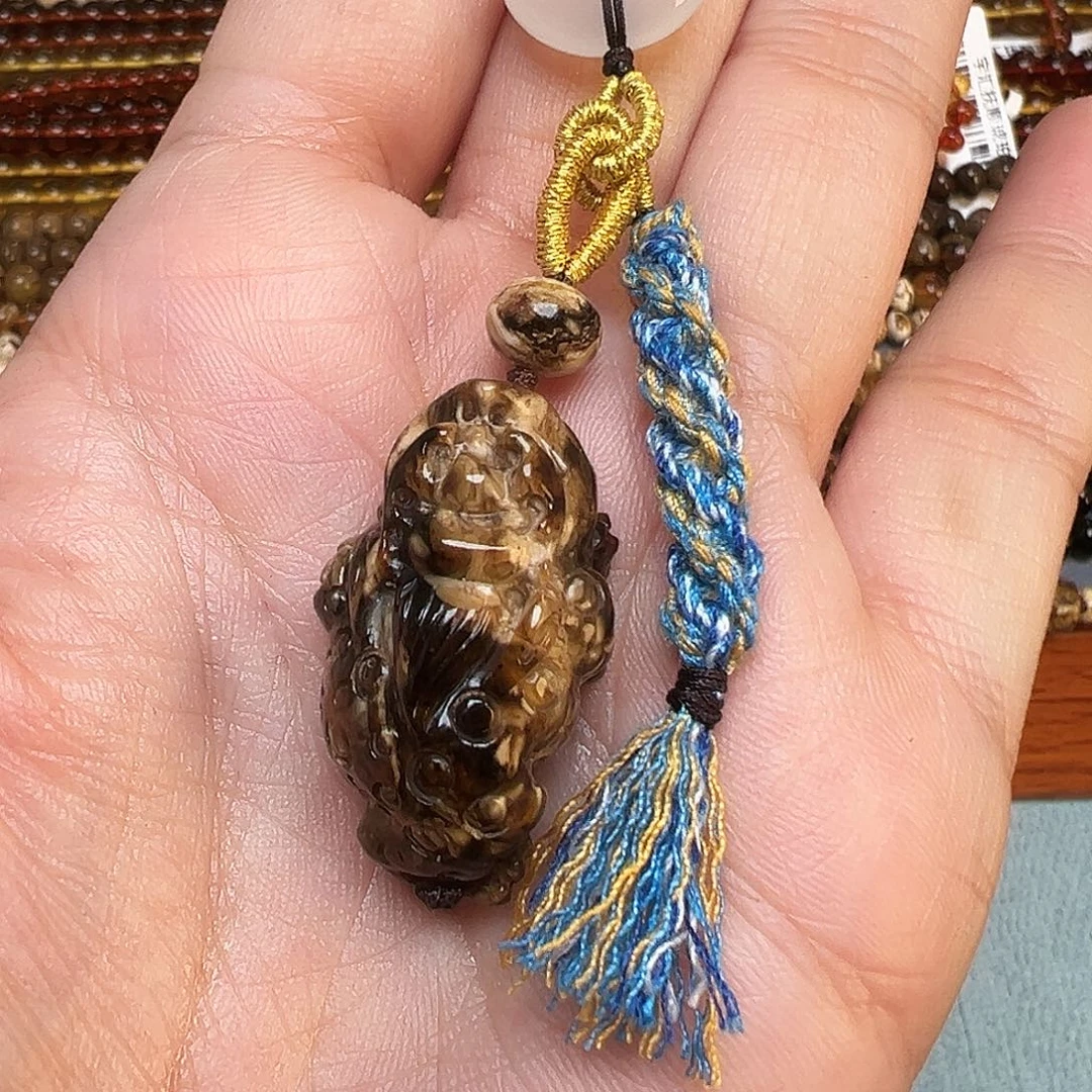 琥珀未镶嵌裸石抚顺琥珀30215