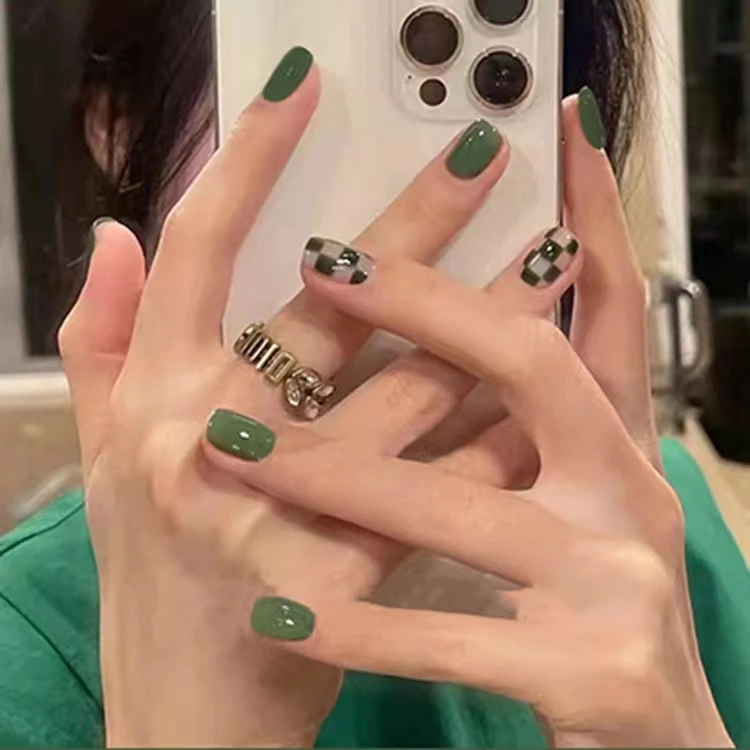 【M48】芥末绿棋盘格可拆卸式穿戴美甲贴片【短款】