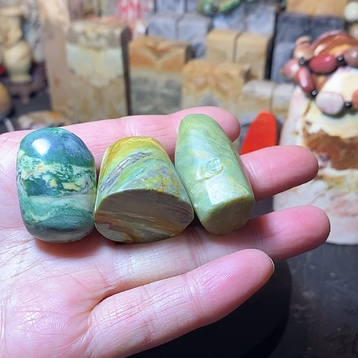 昌化鸡血石昌化石