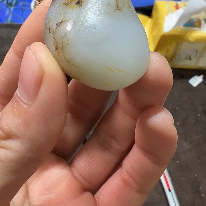 未镶嵌和田玉（糖玉）车挂