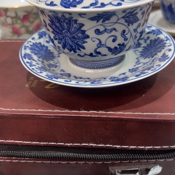 瓷片白青花缠枝莲元宝盖碗全品