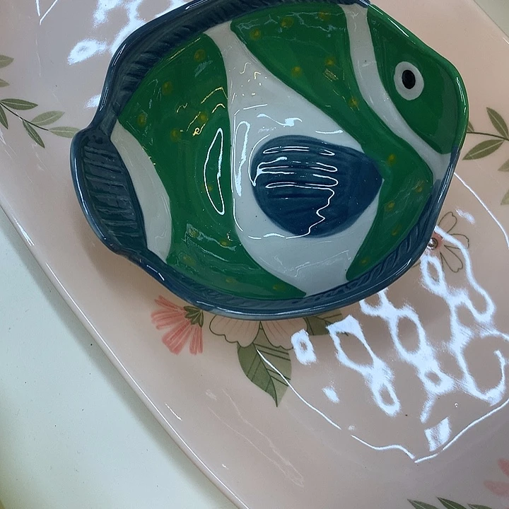 瓷嘎嘎嘎好看到笑到